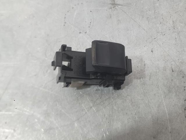 848100D030 Botón de encendido del motor del elevalunas delantero derecho  comprar en Zaragoza
