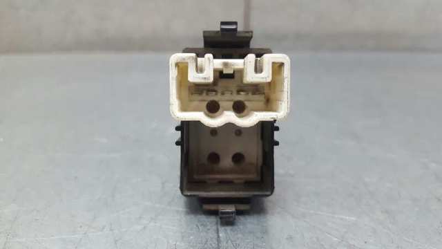 8481012080 Botón de elevalunas delantero derecho  en stock Castellón