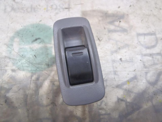 8481012080 TOYOTA Botón de elevalunas delantero derecho  en stock Huelva