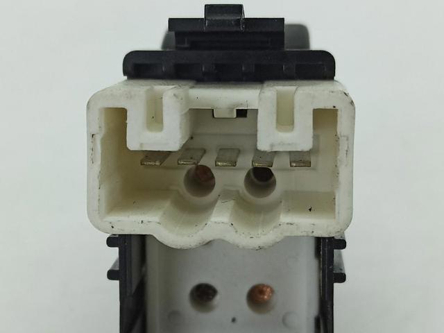 8481012080 TOYOTA Botón de elevalunas delantero derecho  en stock Gandía