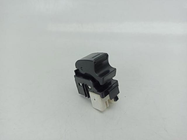 TOYOTA 8481012080 Botón de elevalunas delantero derecho  en stock Terrassa