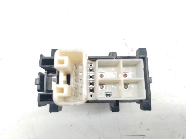 TOYOTA 8481052030 Botón de elevalunas delantero derecho  en stock Terrassa