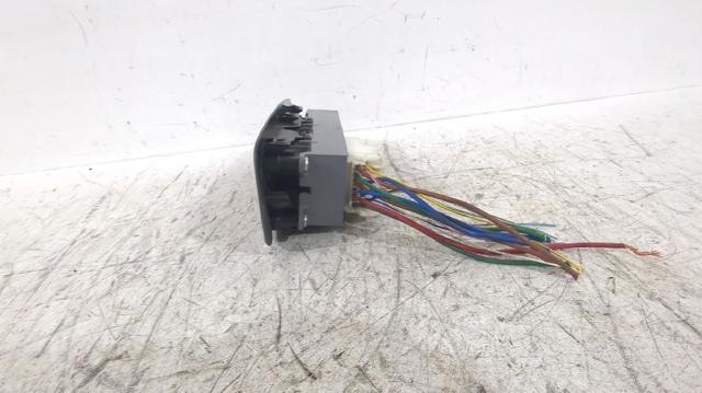 8482002230 TOYOTA Unidad de control de elevalunas delantera izquierda  disponible Ourense