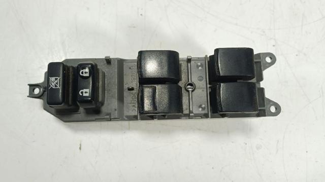 8482002320 TOYOTA Unidad de control de elevalunas de la consola central  en stock Gandía