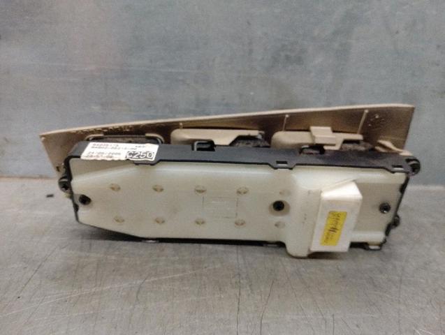 TOYOTA 8482005100 Interruptor de elevalunas delantera izquierda comprar Barcelona