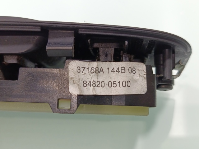 8482005100 TOYOTA Interruptor de elevalunas delantera izquierda  en stock Córdoba