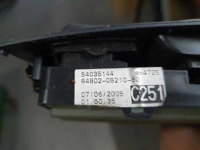 TOYOTA 8482005100 Unidad de control de elevalunas delantera izquierda  disponible España
