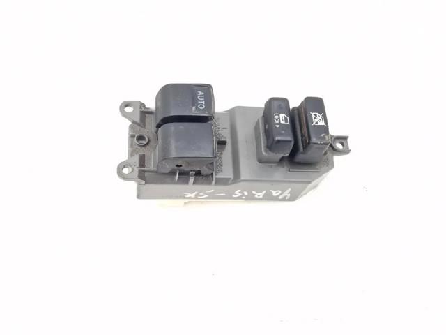 848200D100 Interruptor de elevalunas delantera izquierda comprar Girona