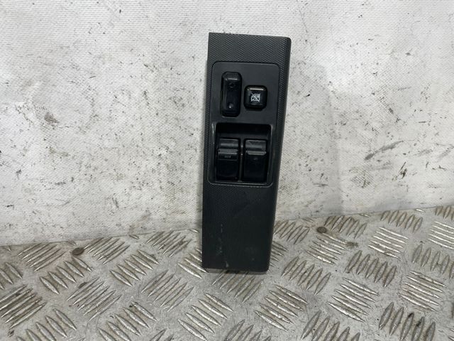 Unidad de control elevalunas delantera izquierda 848200F040 Toyota