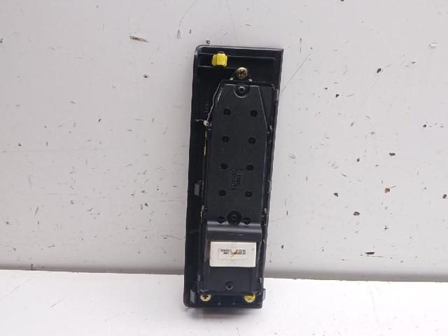 848200F040 Unidad de control de elevalunas delantera izquierda  disponible Málaga