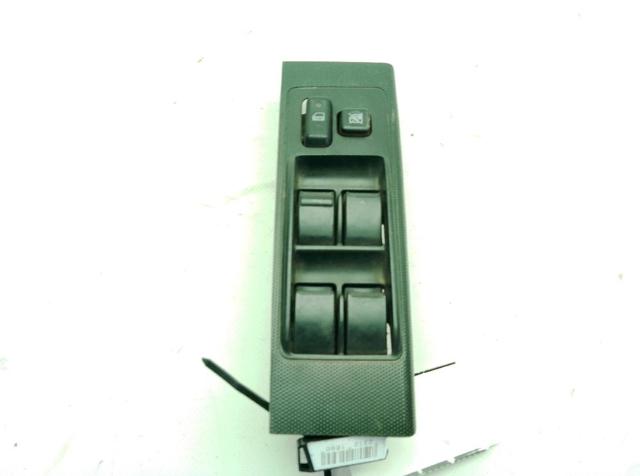 848200F040 Unidad de control de elevalunas delantera izquierda  comprar en Reus