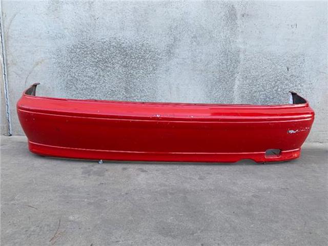 Defensa trasero Nissan Almera I (1995-2000)