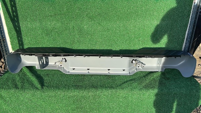 Parachoques trasero Nissan Navara D40