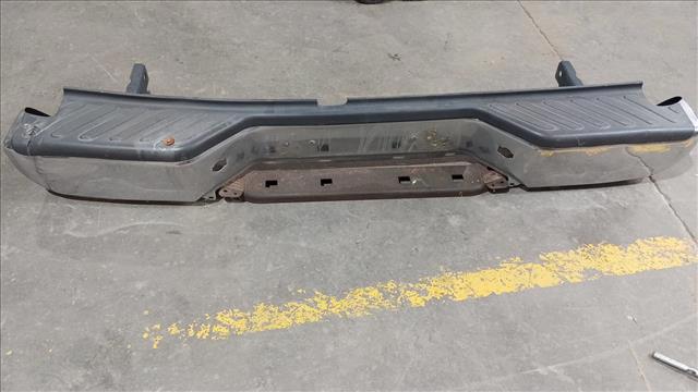 Parachoques trasero Nissan Navara D40