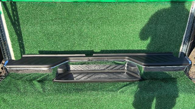 Parachoques trasero Nissan Navara D40