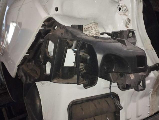 Soporte de paragolpes trasero izquierdo 850456409R RENAULT