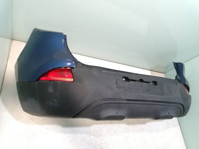 850B20990R Parachoques trasero  en stock Sabadell