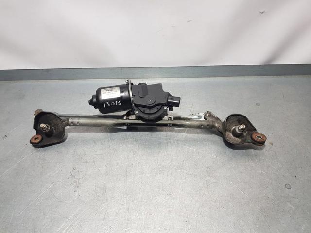 851100F020 Motor limpiaparabrisas  en stock Granada