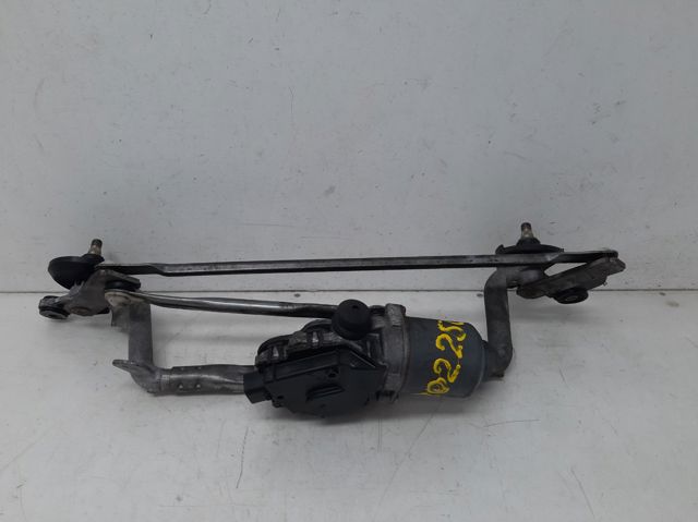 Precio del repuesto Motor del limpiaparabrisas Prius  hatchback