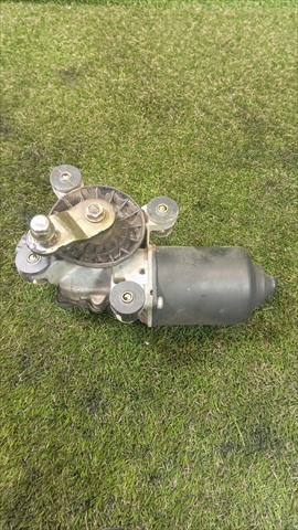 Comprar Motor del limpiaparabrisas Toyota Land Cruiser J10 a bajo precio