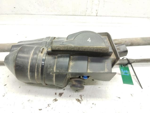 TOYOTA 8511060350 Motor limpiaparabrisas  en stock Terrassa