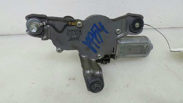 8513002020 TOYOTA Motor limpiaparabrisas, trasera  en stock Huelva
