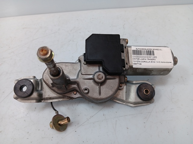 8513002020 TOYOTA Motor del limpiaparabrisas trasero  disponible Ourense