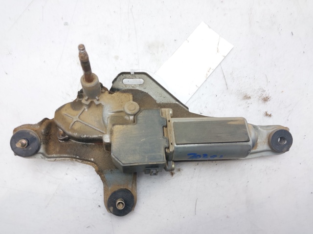 TOYOTA 8513042040 Motor del limpiaparabrisas trasero  disponible Lugo