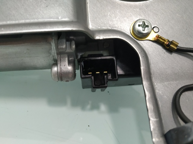 8513042060 TOYOTA Motor del limpiaparabrisas trasero  comprar en Jaén