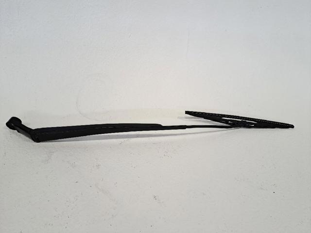Brazo del limpiaparabrisas, delantero Toyota Yaris  (SP90)