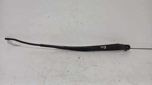 Brazo del limpiaparabrisas lavado de parabrisas Toyota Yaris  (2005-2011)