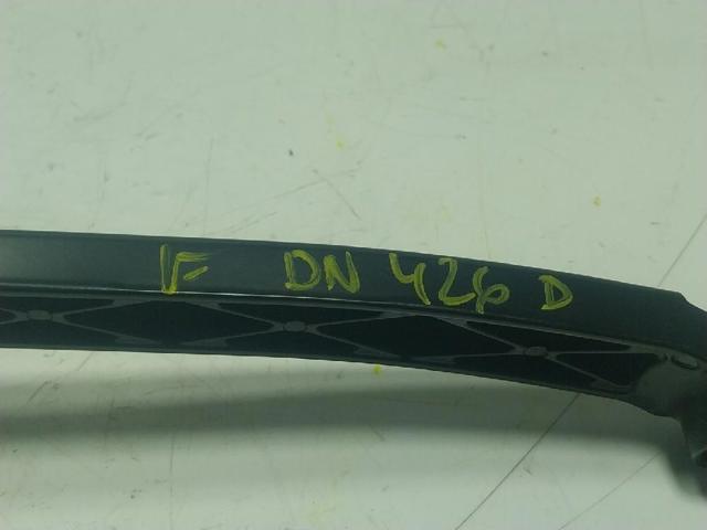 Brazo del limpiaparabrisas, lavado de parabrisas, luna delantera Toyota Hilux GUN12, GUN13