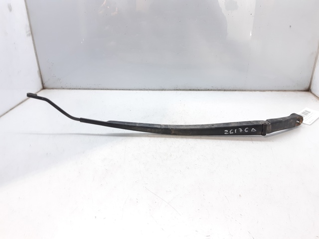 Brazo del limpiaparabrisas, delantero Toyota RAV4 IV (A4)