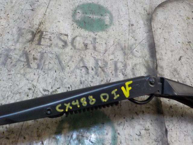 8522102310 TOYOTA Escobilla del limpiaparabrisas del lado del pasajero  disponible Ourense