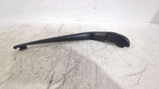 8524102040 Toyota