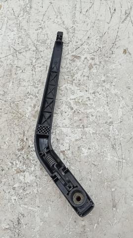 8524102040 TOYOTA Brazo del limpiaparabrisas, trasero comprar Bilbao