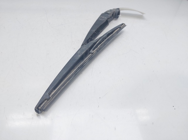 TOYOTA 8524142070 Brazo del limpiaparabrisas trasero  comprar en Albacete