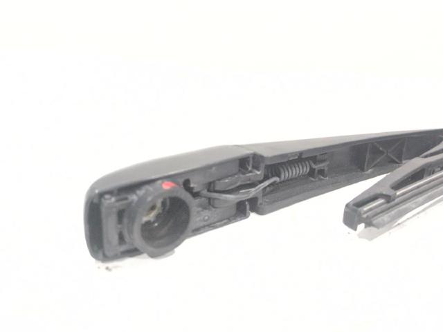 8524142090 TOYOTA Brazo del limpiaparabrisas, trasero  en stock Huelva