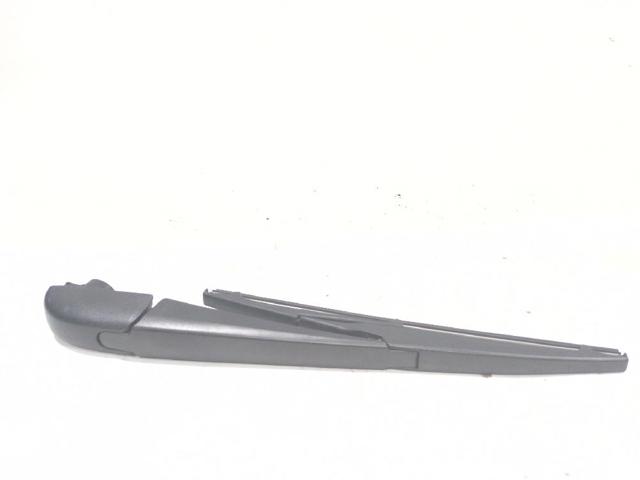 8524142090 TOYOTA Brazo del limpiaparabrisas, trasero  en stock Gandía