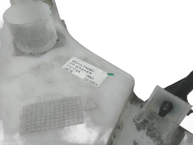 Deposito de agua de limpiaparabrisas para Toyota C-HR  (X10)