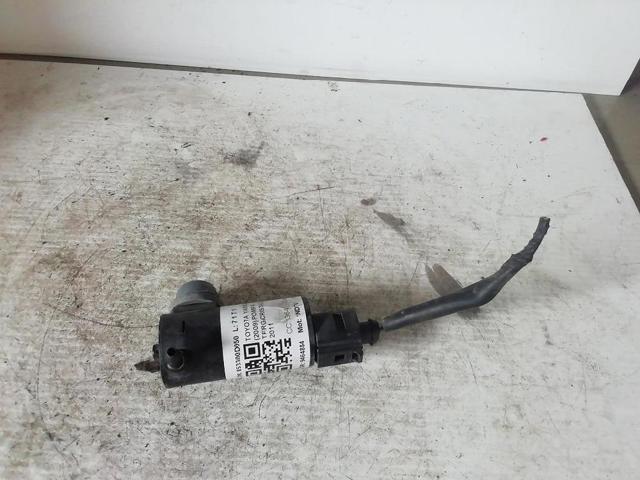 853300D050 TOYOTA Motor de la bomba del lavaparabrisas delantero  comprar en Oviedo