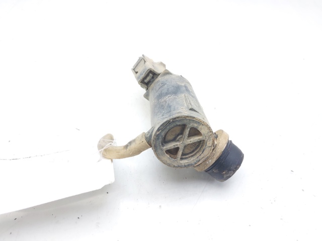 TOYOTA 8533033020 Bomba de agua limpiaparabrisas, delantera  en stock Valencia