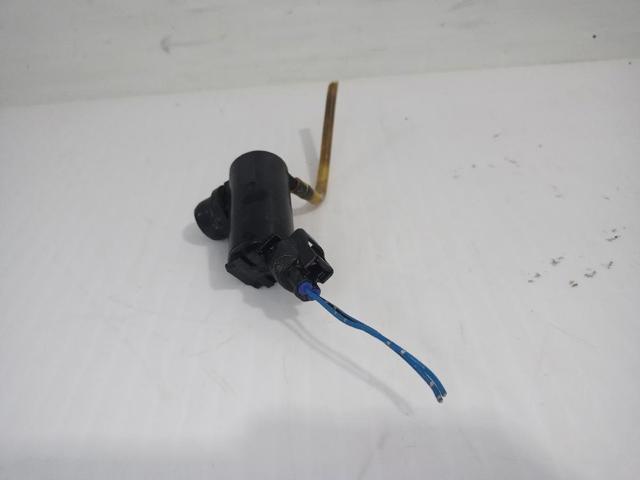 8533033020 TOYOTA Bomba de agua limpiaparabrisas, delantera comprar Alcalá