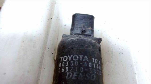8533033020 TOYOTA Bomba de agua limpiaparabrisas, delantera comprar Madrid