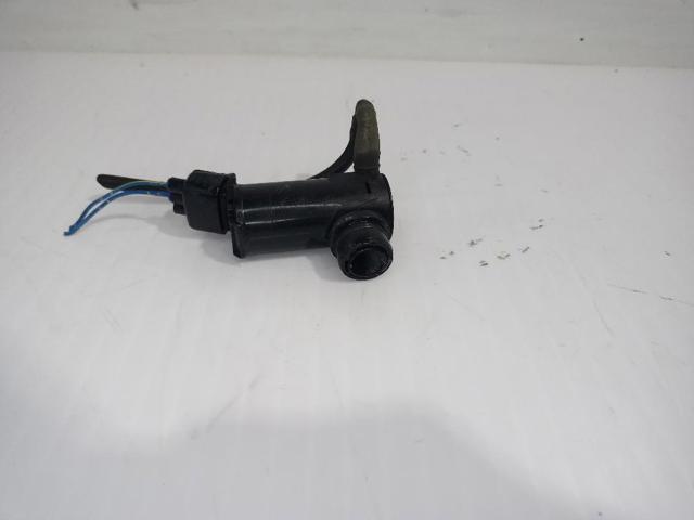 8533033020 TOYOTA Motor de la bomba del lavaparabrisas delantero  disponible Alicante
