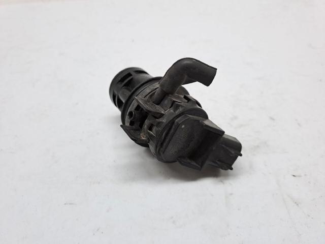 8533060160 TOYOTA Bomba-motor del lavaparabrisas trasero comprar Madrid