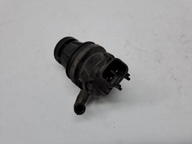 8533060160 Bomba-motor del lavaparabrisas trasero  disponible Utrera