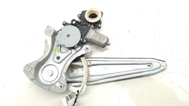 8570102010 TOYOTA Mecanismo de elevalunas de la puerta delantera derecha  disponible Vigo