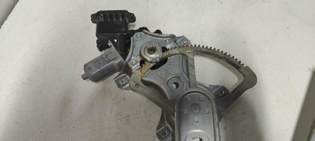 8570102010 TOYOTA Mecanismo de elevalunas de la puerta delantera derecha  comprar en Jaén