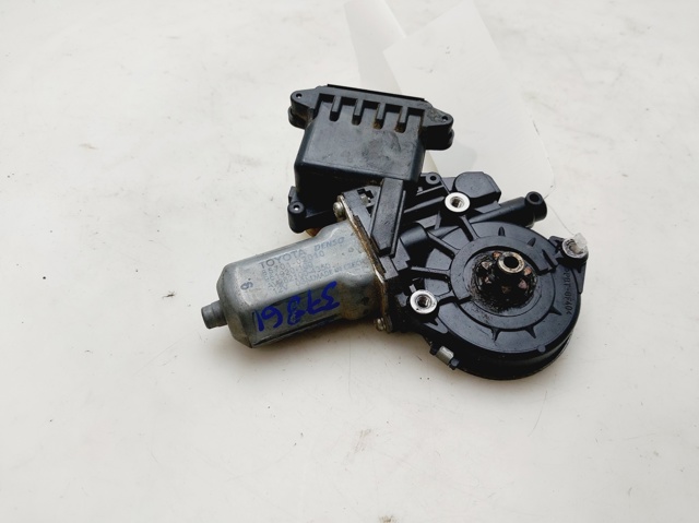 8570102010 Toyota